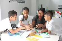 Alcaldía de Cali entrega la primera de 14 modernas bibliotecas escolares en  las que se están invirtiendo $1100 millones
