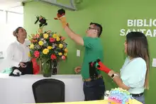 Alcaldía de Cali entrega la primera de 14 modernas bibliotecas escolares en  las que se están invirtiendo $1100 millones
