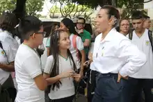Alcaldía de Cali entrega la primera de 14 modernas bibliotecas escolares en las que se están invirtiendo $1100 millones