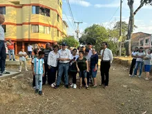 Alcalde Eder solucionó problemática en las vías de Santa Mónica Popular que llevaba más de 7 años y dio fecha para iniciar su pavimentación