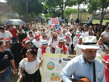 ¡Un viaje por Colombia en la Institución Educativa Oficial Villa del Sur! Estudiantes deslumbran con el Festival de la Diversidad Cultural