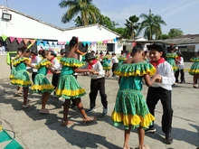 ¡Un viaje por Colombia en la Institución Educativa Oficial Villa del Sur! Estudiantes deslumbran con el Festival de la Diversidad Cultural