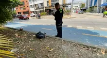 ‘Más cultura, menos multas’: autoridades multan a ciudadana por promover que habitantes en situación de calle arrojaran escombros en un separador vial