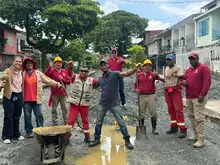 Más de 500 metros lineales de vías se recuperan a buen ritmo en el barrio República de Israel 