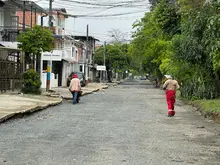 Más de 500 metros lineales de vías se recuperan a buen ritmo en el barrio República de Israel 