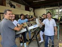 La Institución Educativa Antonio José Camacho contará con el primer aula escolar en Colombia para el aprendizaje de vehículos eléctricos