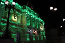 La ‘sucursal del cielo’ se ilumina de verde en homenaje a la COP16