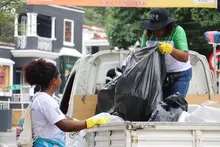 Más de 300 caleños le apostaron al deporte y al medio ambiente en el  ‘Plogging: Corriendo por un Mundo de Bienestar’