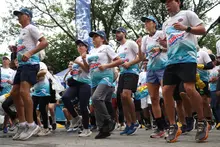 Más de 300 caleños le apostaron al deporte y al medio ambiente en el  ‘Plogging: Corriendo por un Mundo de Bienestar’