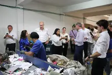  Alcaldía de Cali y gobierno danés estrechan relaciones para redignificar a los recicladores de oficio y mejorar la gestión de residuos