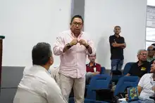 Operativos contra el transporte informal y demarcación de pistas, entre los temas discutidos durante reunión de Movilidad Distrital con taxistas