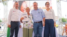 Alrededor de 200 personas fueron beneficiadas por la Alcaldía de Cali con la entrega de títulos de vivienda 