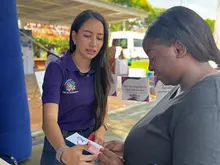 Kiosko Violeta sensibiliza sobre el acoso callejero y otros tipos de violencia basadas en género