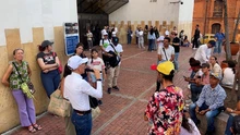 Caleños y visitantes disfrutaron de la riqueza cultural, histórica y patrimonial, en el recorrido peatonal por el centro de Cali