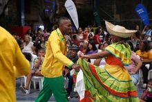 ‘Vivamos la Fiesta en Paz’ llegó con su mensaje de cultura ciudadana a las comunas 13, 14, 15 y 21 del oriente de Cali  