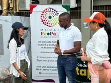 Alcaldía de Cali entrega 1.000.053 tapas plásticas a fundación de Buenaventura: ¡cada tapa cuenta para el mural más grande del mundo!