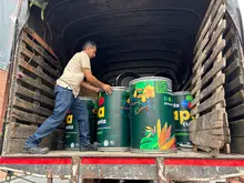 Alcaldía de Cali entrega 1.000.053 tapas plásticas a fundación de Buenaventura: ¡cada tapa cuenta para el mural más grande del mundo!