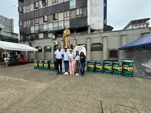 Alcaldía de Cali entrega 1.000.053 tapas plásticas a fundación de Buenaventura: ¡cada tapa cuenta para el mural más grande del mundo!