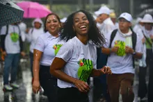 Secretaría de Turismo de Cali cerró con broche de oro su participación en los desfiles de la Feria de Cali 2024 con la carroza ‘Cali es donde debes estar’ 