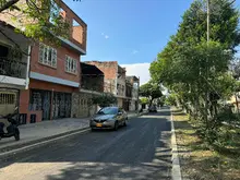 ¡Alcalde Eder lo prometió y lo cumplió! Vecinos de Santa Mónica Popular estrenaron 700 metros de vías antes de año nuevo