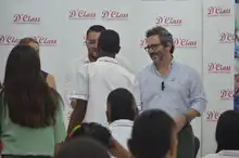 29 jóvenes del programa de prevención de violencia ´En la Buena´, se graduaron como barberos. Cali sigue transformando proyectos de vida