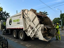 “Las escobas activas” por nuestra Cali bella trabajan sin descanso por  mantener la ciudad limpia y aseada