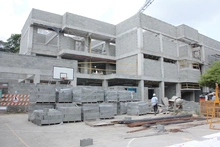 Alcalde de Cali supervisa obras de infraestructura escolar con inversión de $13.500 millones