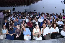 Alcalde Alejandro Eder anuncia millonario plan de inversión social  contra la violencia en Cali