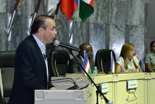 Alcalde Alejandro Eder anuncia millonario plan de inversión social  contra la violencia en Cali