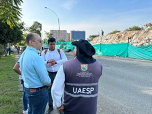 Estación de Transferencia de la Av. Simón Bolívar con Carrera 50 sigue libre de escombros