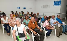 Personas mayores pueden realizar sus trámites en el Centro de Atención, ubicado en El Bosque
