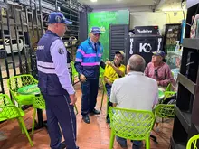 Sin alcohol al volante prevalece la vida: campaña de la Secretaría de Movilidad en bares y restaurantes 
