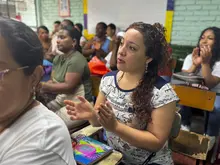 40 mujeres cuidadoras de Cali culminarán su bachillerato con el apoyo de CuidArte