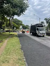 Avanza la recuperación de vías: más de 10 barrios son beneficiados con la recuperación de la Calle 52N