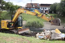 Cali avanza en la recuperación de sus espacios: 40 toneladas de residuos fueron retiradas en El Pondaje y Charco Azul