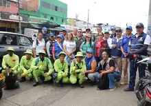 Nueve toneladas de residuos fueron recolectadas durante operativo de  limpieza en la galería de Santa Elena