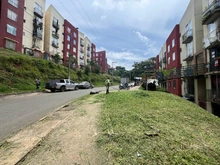 Espacios verdes e iluminación para Altos de Santa Elena: Administración Distrital brinda soluciones reales