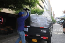 Héroes ambientales que trabajan por una Cali más verde y sostenible:  ¡Feliz Día Mundial del Reciclador!