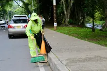 Promotores ‘Mi Cali Bella’ y ciudadanos se unieron en jornada de acción ambiental en el barrio Santa Teresita