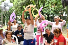 Cali conmemora el Día Internacional de la Mujer Trabajadora: Más de 300 cuidadoras homenajeadas