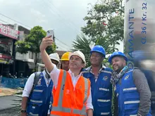 La recuperación vial ya impacta en más de 100 barrios de Cali