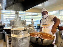Alimentación digna y oportuna todos los días de la semana a través de los comedores comunitarios