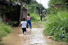 Concertar para ser reasentados: la invitación del Plan Jarillón de Cali a sus beneficiarios afectados por inundaciones