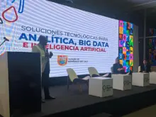 Cali se posiciona como referente en Inteligencia Artificial para ciudades inteligentes en la ‘Feria Medellín 2025’