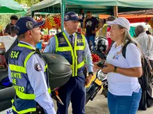 Recuperado para caleños y turistas el multicolor Puente del Chontaduro 
