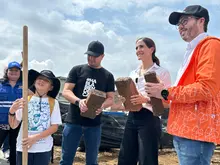Primera piedra del proyecto de vivienda de renovación urbana ‘Ágora’, un  hito que destaca la recuperación del centro de Cali