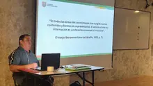 Profesores de matemáticas se preparan para enseñar a estudiantes con discapacidad visual