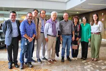 Alejandro Eder firma carta de intención con el urbanista surcoreano YoungHoon KWAAK: se construirá una gran visión de desarrollo para Cali
