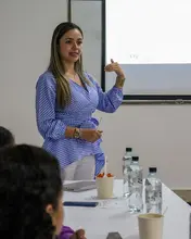 La Unidad de Bienes y Servicios lidera mesa de trabajo sobre espacio público en el Bulevar de Oriente