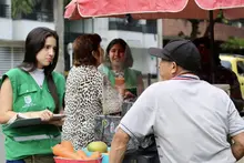 Promotores ‘Mi Cali Bella’ impulsan la cultura ciudadana para erradicar el arrojo clandestino de residuos